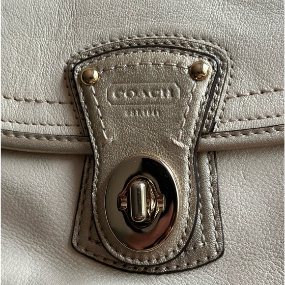 Coach Gigi cream/gold/pink wristlet. 4”x7” Like new - Picture 3 of 8